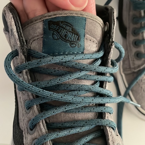 Vans hi-tops - Picture 12 of 15